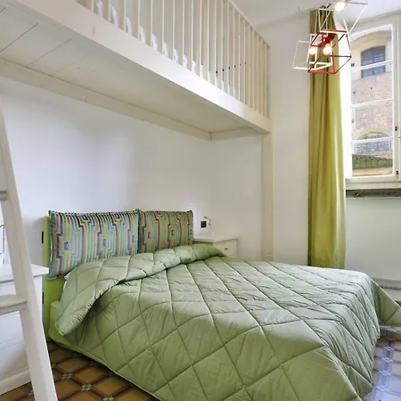 Pergola House B&B 루카