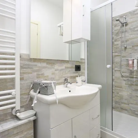 B&B Pergola House 루카